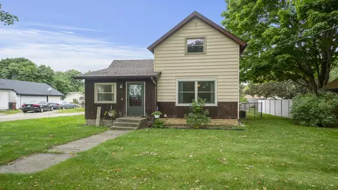 323 E 3rd St, Byron, IL 61010 photo 36