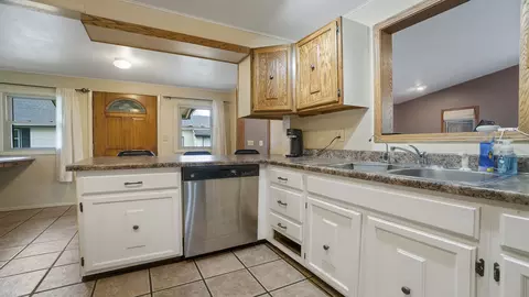 323 E 3rd St, Byron, IL 61010 photo 13
