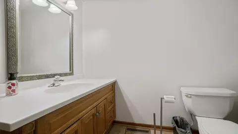 323 E 3rd St, Byron, IL 61010 photo 9