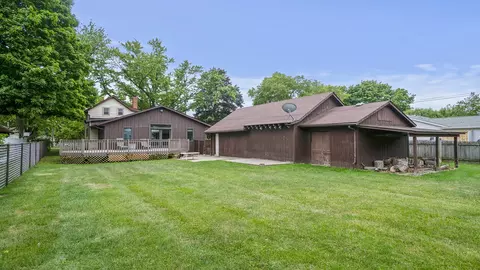 323 E 3rd St, Byron, IL 61010 photo 35