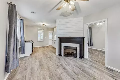 9817 Main St, Hebron, IL 60034 photo 6