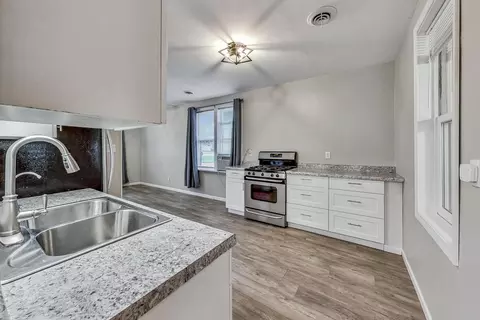 9817 Main St, Hebron, IL 60034 photo 10