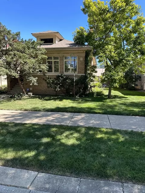 3629 N Avers Ave, Chicago, IL 60618