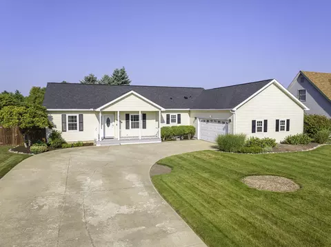 2624 Little Bluestem Rd, Morris, IL 60450
