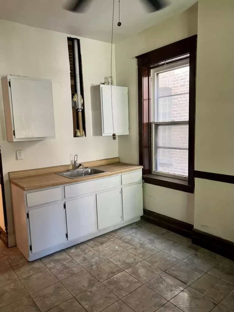  2326 W Belden Ave, Chicago, IL 60647 photo 9