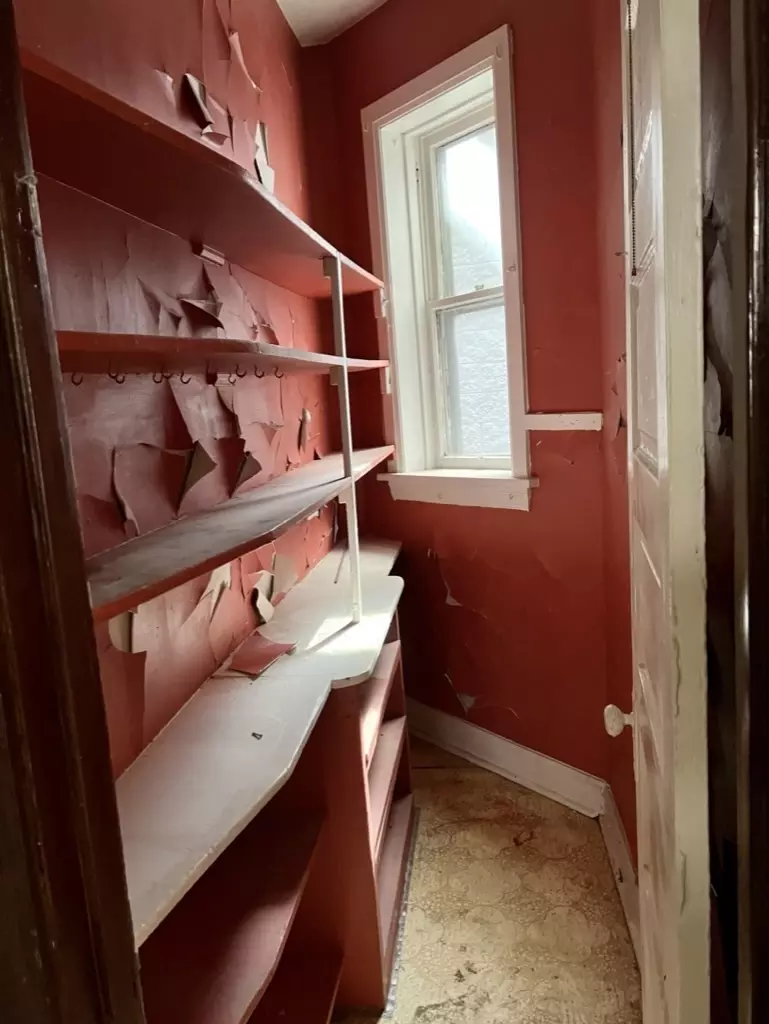  2326 W Belden Ave, Chicago, IL 60647 photo 8