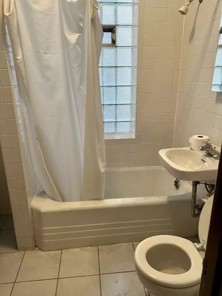  2326 W Belden Ave, Chicago, IL 60647 photo 7