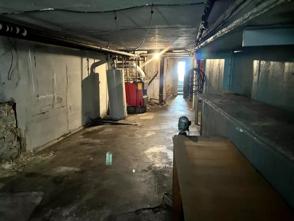  2326 W Belden Ave, Chicago, IL 60647 photo 31