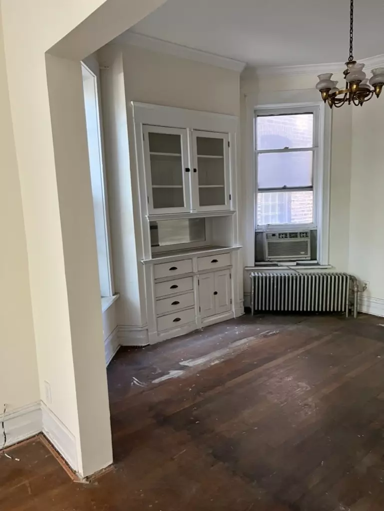  2326 W Belden Ave, Chicago, IL 60647 photo 3