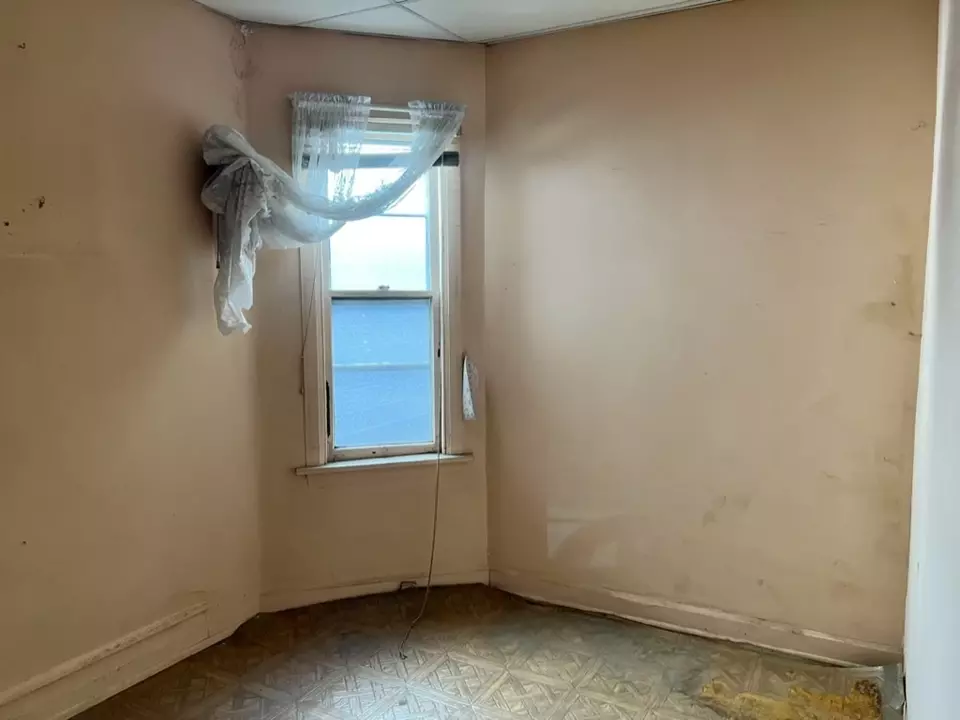  2326 W Belden Ave, Chicago, IL 60647 photo 25