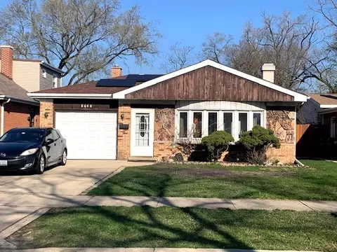 8648 Frontage Rd, Morton Grove, IL 60053