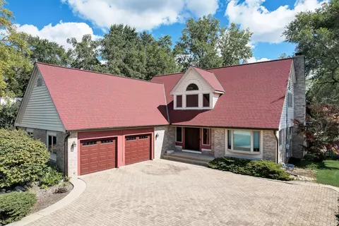 619 Cumnor Ave, Barrington, IL 60010