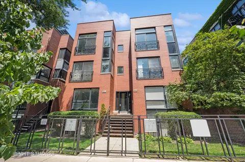 2310 W Wabansia Ave #2W, Chicago, IL 60647