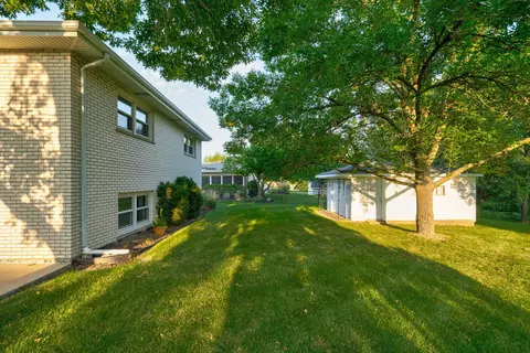 337 W 79th St, Willowbrook, IL 60527 photo 19