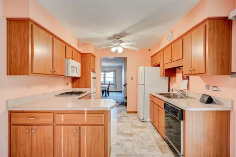 337 W 79th St, Willowbrook, IL 60527 photo 5