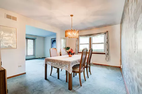 337 W 79th St, Willowbrook, IL 60527 photo 9