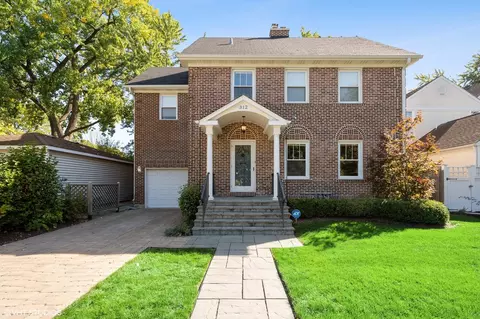 312 Central Park Ave, Wilmette, IL 60091