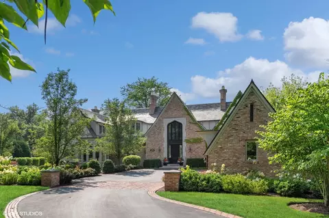 390 Grove St, Glencoe, IL 60022