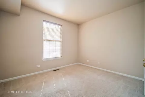 660 Mill Cir #105, Wheeling, IL 60090 photo 7