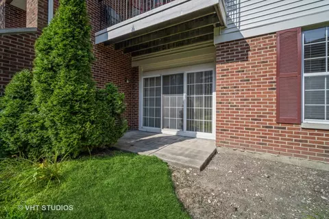 660 Mill Cir #105, Wheeling, IL 60090 photo 12