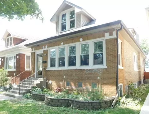 Undisclosed, Chicago, IL 60630