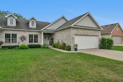 1265 Michael Dr, Morris, IL 60450 photo 2