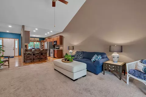 1265 Michael Dr, Morris, IL 60450 photo 3