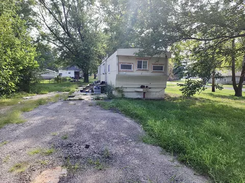 801 N Jackson St, Streator, IL 61364