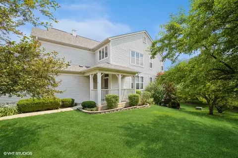 478 Peregrine Pkwy #D, Bartlett, IL 60103