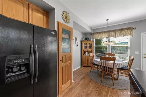 2749 Bay View Cir, Algonquin, IL 60102 photo 11