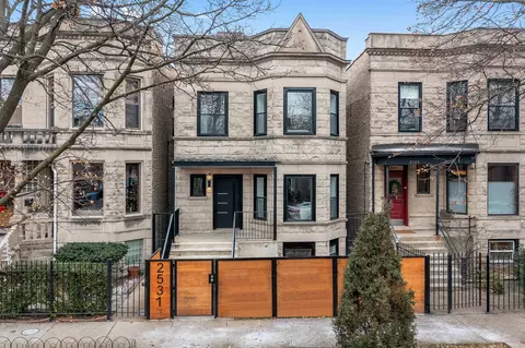 2531 N Francisco Ave, Chicago, IL 60647