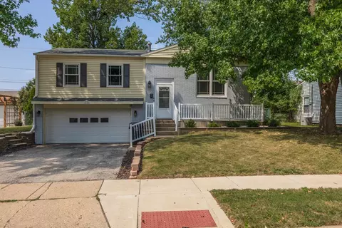 1607 Bradford Ln, Normal, IL 61761