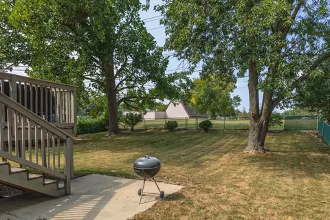 1607 Bradford Ln, Normal, IL 61761 photo 24