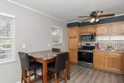 1607 Bradford Ln, Normal, IL 61761 photo 8