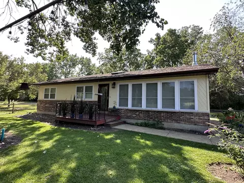 3007 11th St, Winthrop Harbor, IL 60096