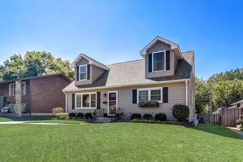 238 N Elroy Ave, Bartlett, IL 60103 photo 3