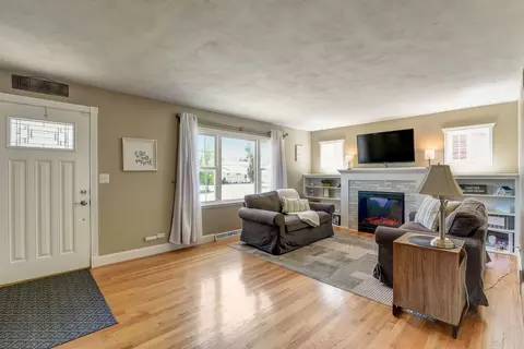 238 N Elroy Ave, Bartlett, IL 60103 photo 12