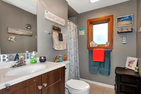 6405 Forestview Dr, Oak Forest, IL 60452 photo 21