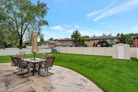 6405 Forestview Dr, Oak Forest, IL 60452 photo 23