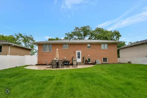 6405 Forestview Dr, Oak Forest, IL 60452 photo 25