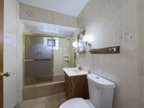 925 N Sumner St, Addison, IL 60101 photo 10