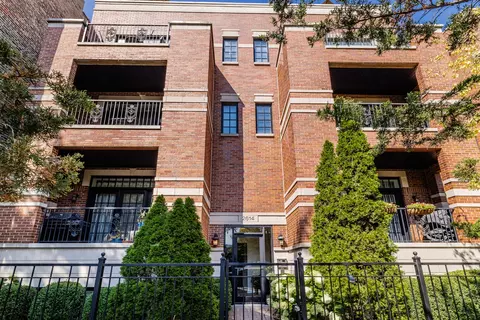 2614 N Racine Ave #4, Chicago, IL 60614