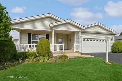 3421 Stretch Run Rd, Grayslake, IL 60030