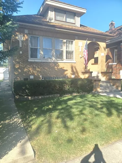 2812 N 77th Ave, Elmwood Park, IL 60707