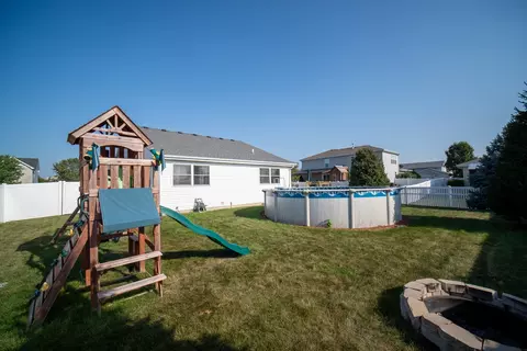 1610 Saddle Run Ln, Beecher, IL 60401 photo 34