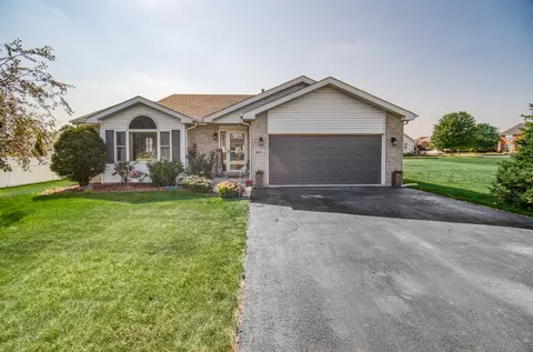 1610 Saddle Run Ln, Beecher, IL 60401 photo 9