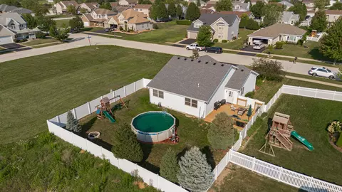 1610 Saddle Run Ln, Beecher, IL 60401 photo 5
