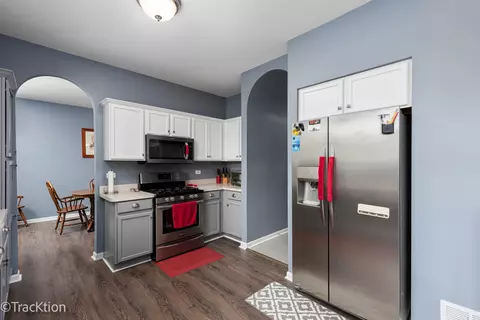 11635 S Olympic Dr, Plainfield, IL 60585 photo 7