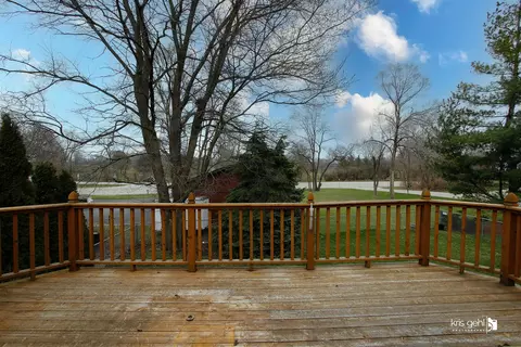 104 Cass St, Spring Grove, IL 60081 photo 9