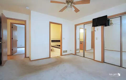 104 Cass St, Spring Grove, IL 60081 photo 10
